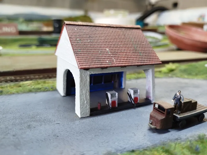 N-gauge Exmoor Petrol Station