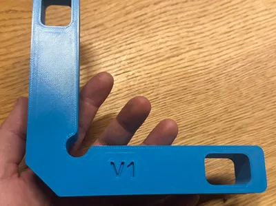 Corner clamp profile