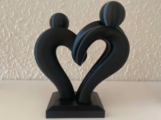 Couple - Minimalistic statue art