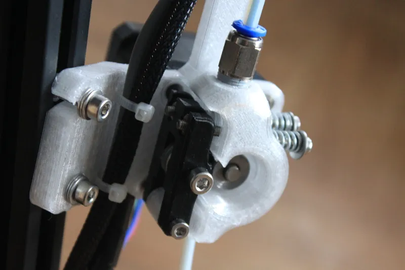 Delta Bowden Extruder 