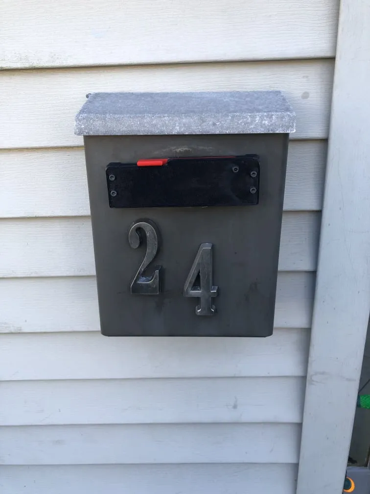 Mailbox Flag by Thomas Wentworth - MakerWorld