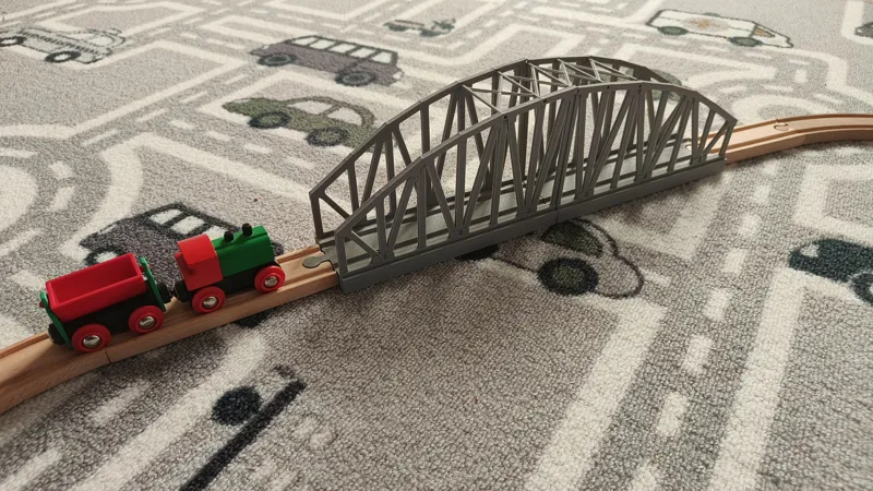 Märklin arc bridge for wooden rails