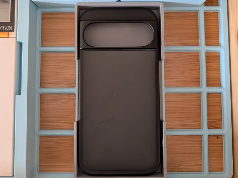 Pixel 9 Pro Gridfinity Box