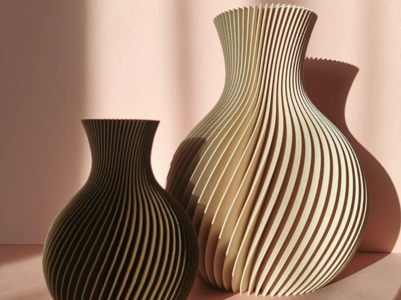 Elegant modern vase (Print in vase mode)