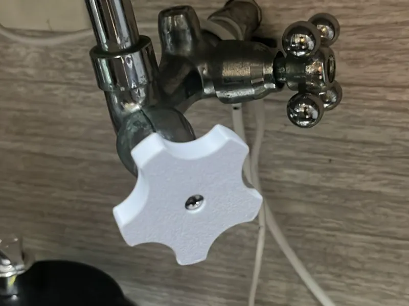 Knob with hexagon fit and screw on top