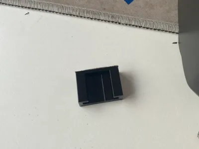 Standalone cold shoe mount