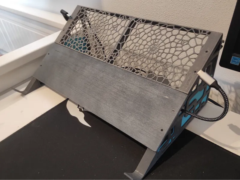 Laptop docking stand - riser