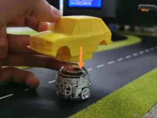 Car Costume/Overlay for Ozobot Eve