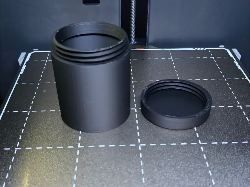 box with lid 65x78mm