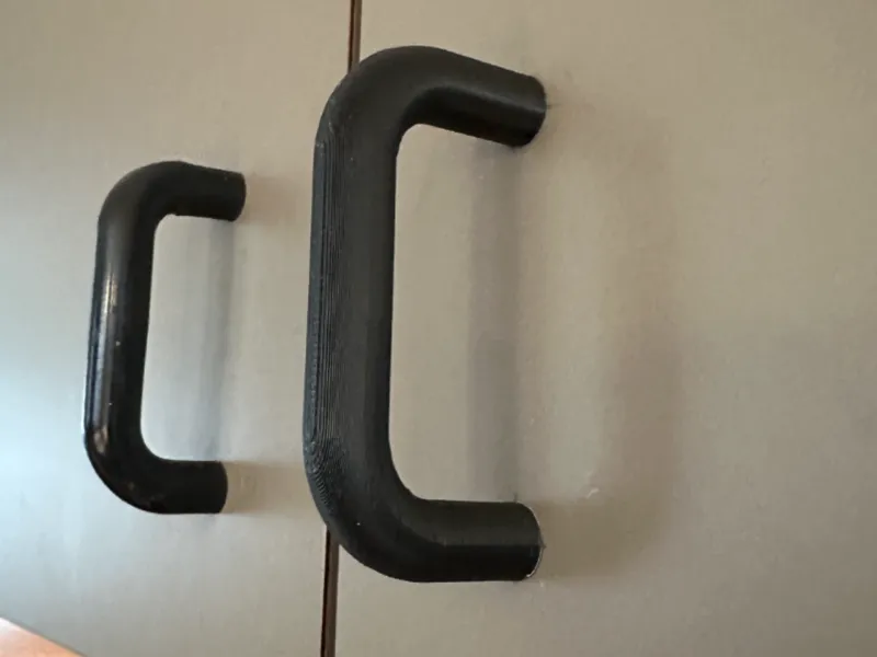 Cabinet handle