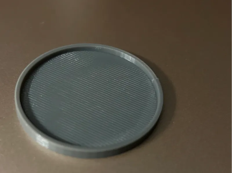 Bucket lid 50% scale