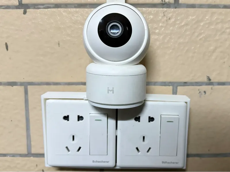 小白摄像头插座支架