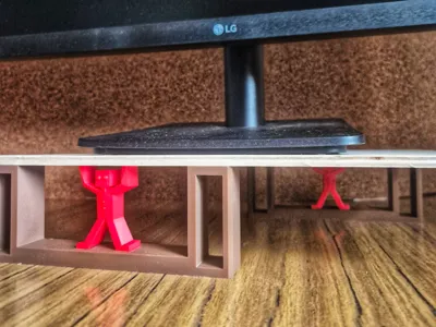 Figure Monitor Stand