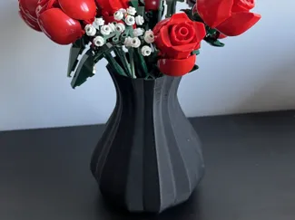 Vase for brick roses