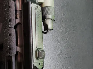 Light remote control holder (M-lok no rail)