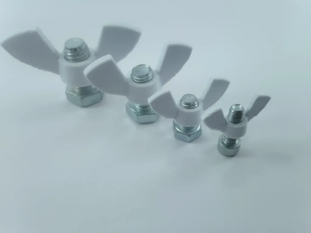 Écrou papillon DIN315