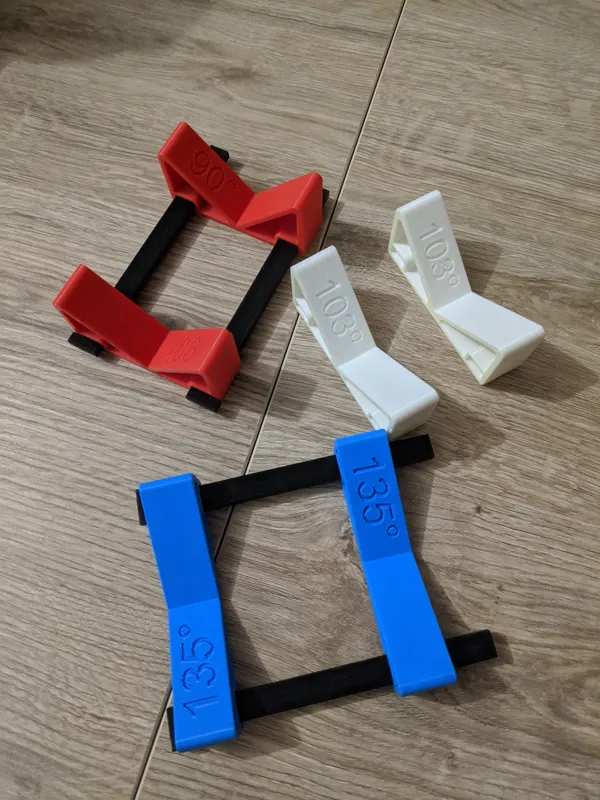 Parameterized stained glass angle soldering jig