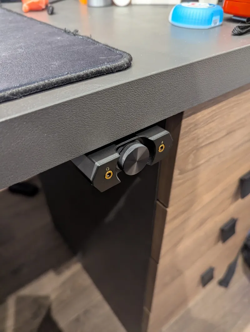 Sound Blaster X G6 underdesk/wall mount