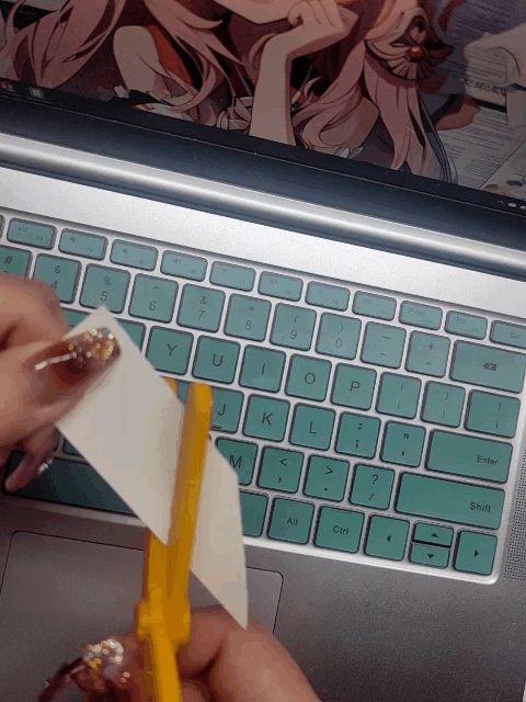裁纸剪刀