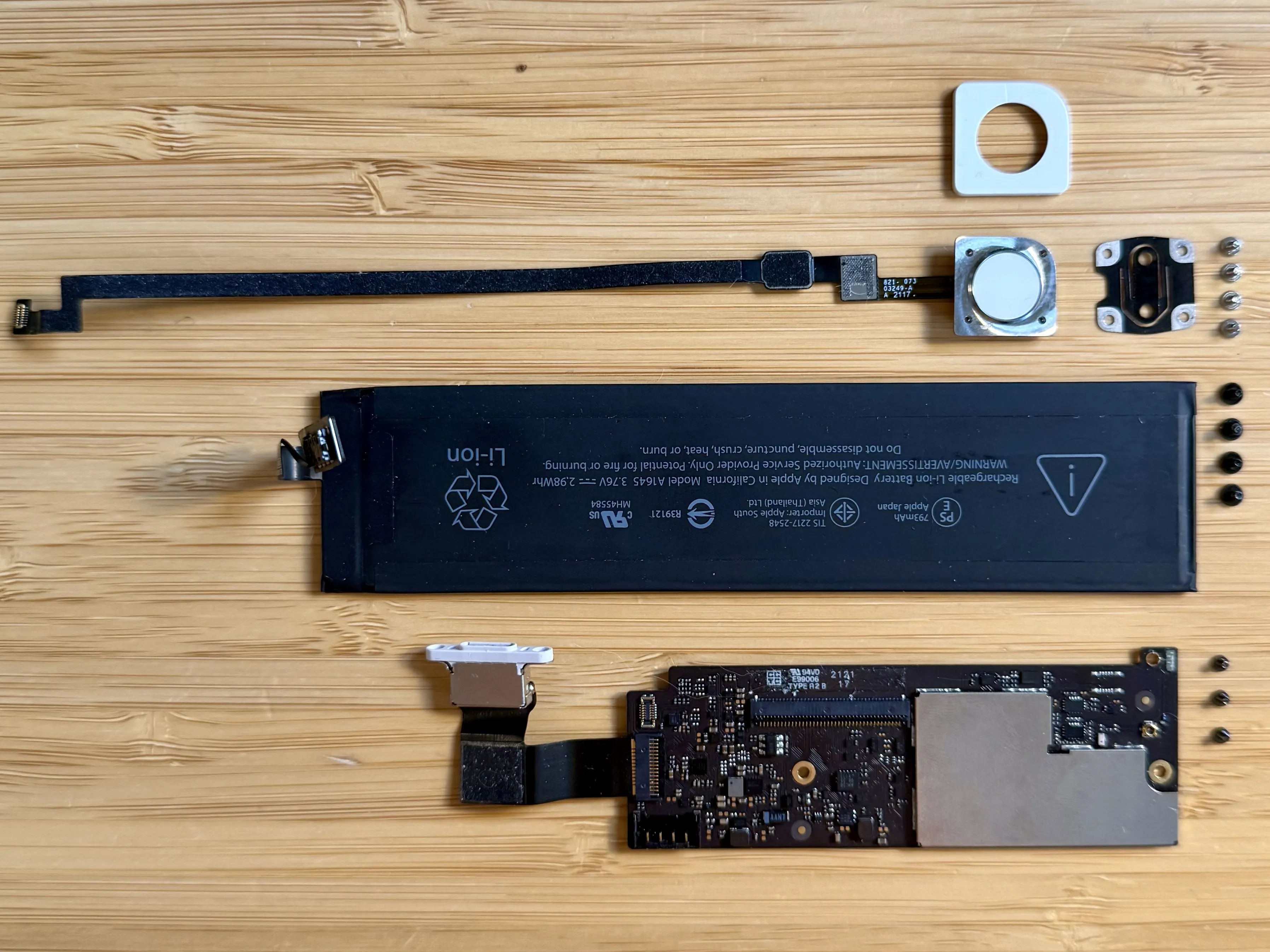 Hardware taken from disassembled Apple Magic Keyboard