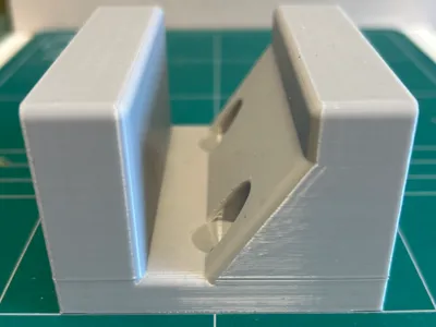 Table leaf holder bracket