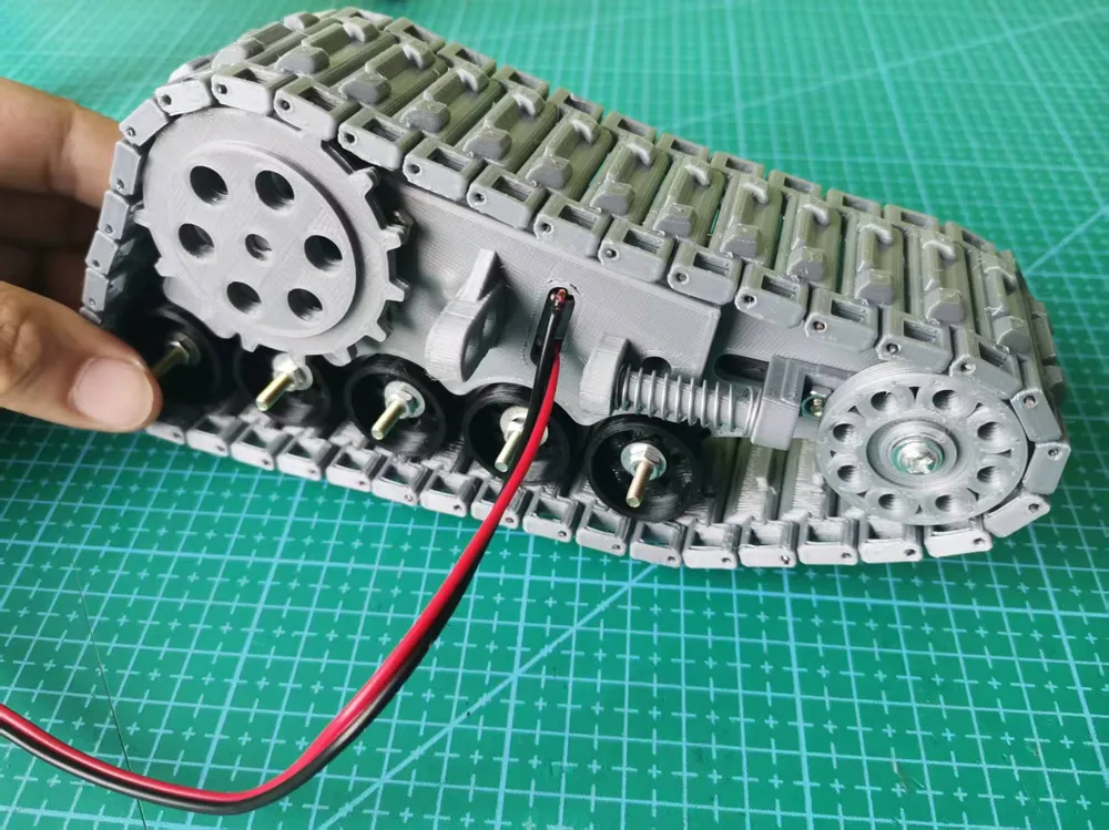 Tyr Track Module Animation 10-bearing wheel TT motor powered track module - Free 3D Print Model ...