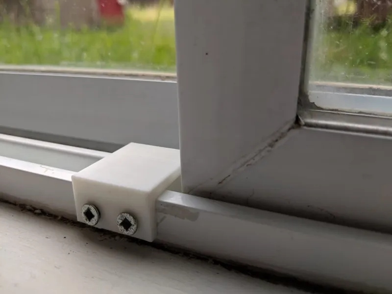 Arrêt pour fenêtre coulissante
