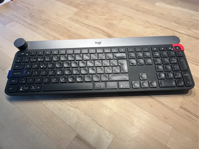 Flying logi keyboard