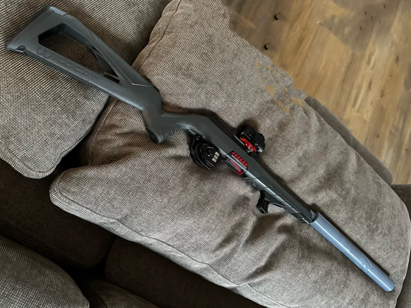 winchesterwildcat.22  1 2 28sleeve fake suppressor