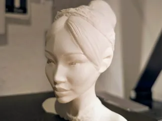 Female head with crown