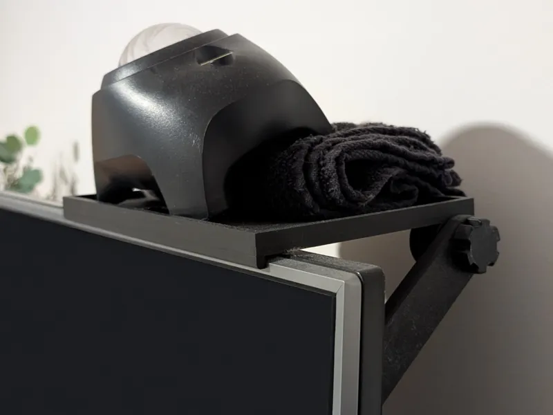 Over the TV Shelf - with lipped edge