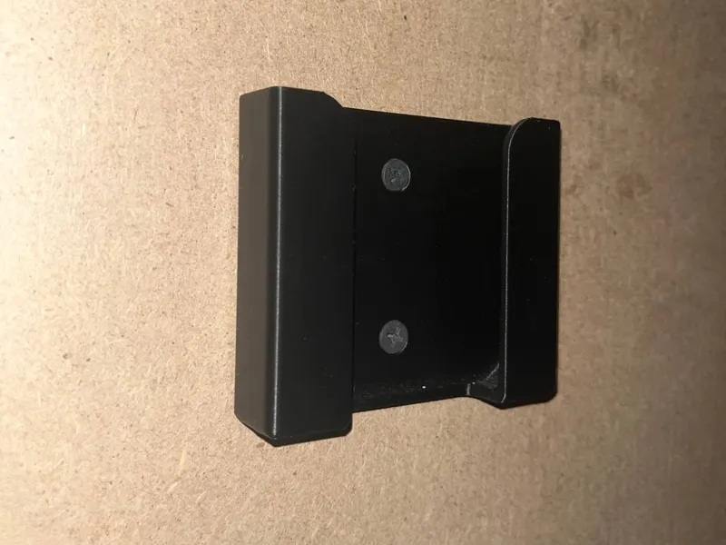 iphone 13 wall support