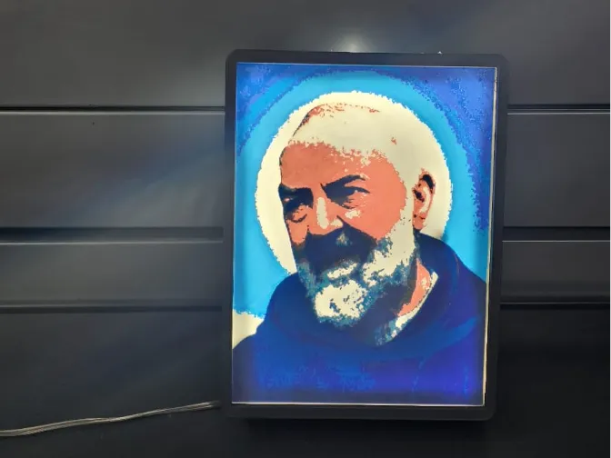 quadro da tavolo con led padre pio