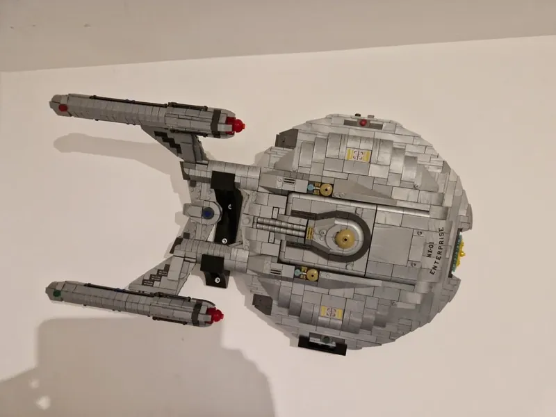 Bluebrixx Star Trek Enterprise NX-01 Wall Mount