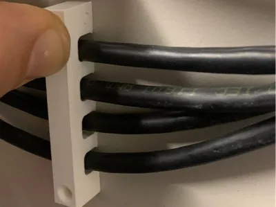 4-Way Cable Clamp
