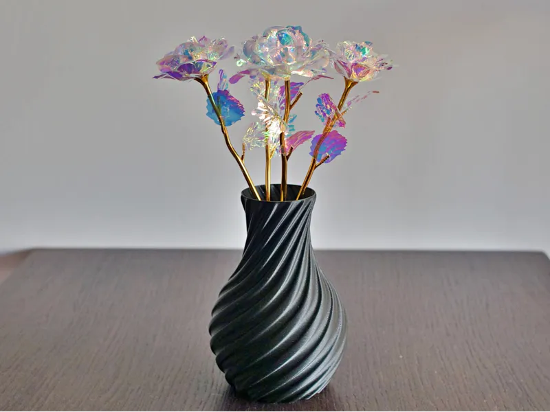 Spiral Vase - Elegant 3D Printable Home Decor