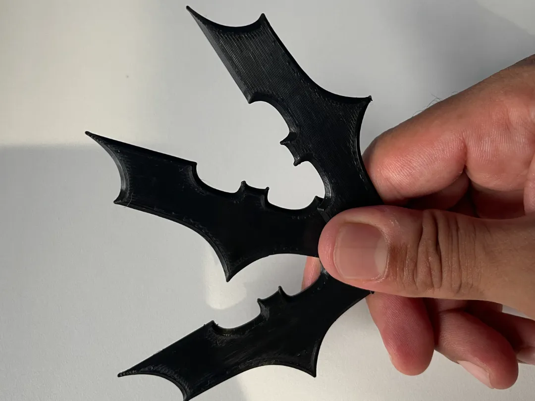 Batman Batarang por Noob3DLab MakerWorld: Descarga Modelos 3D Gratuitos
