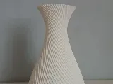 Spiral vase