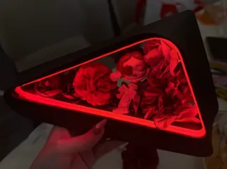 特斯拉焕新model3 三角窗框架