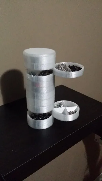 Circular Container