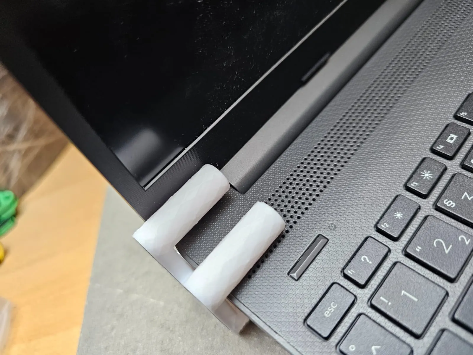 Inlay In Riser Laptop Riser with Design Inlays by Oxaspa MakerWorld: Download Free 3D ...