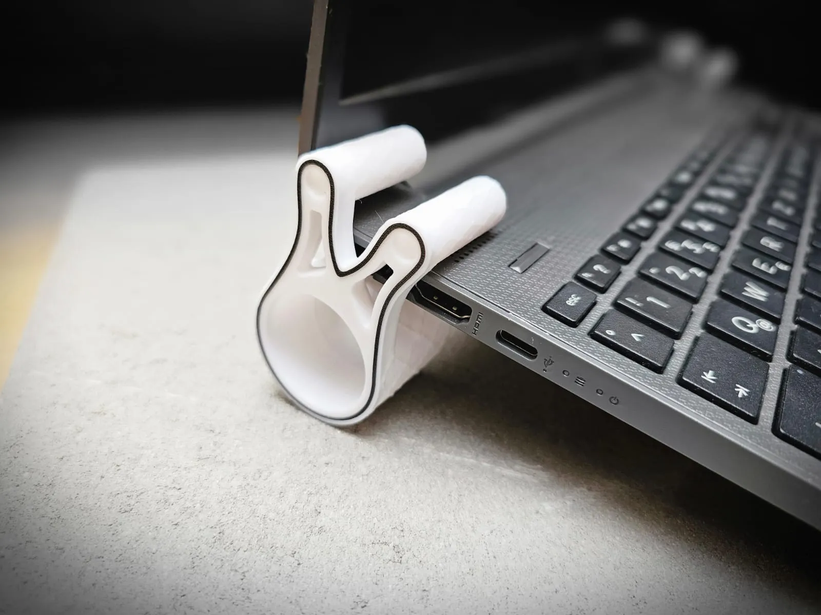 Inlay In Riser Laptop Riser with Design Inlays by Oxaspa MakerWorld: Download Free 3D ...