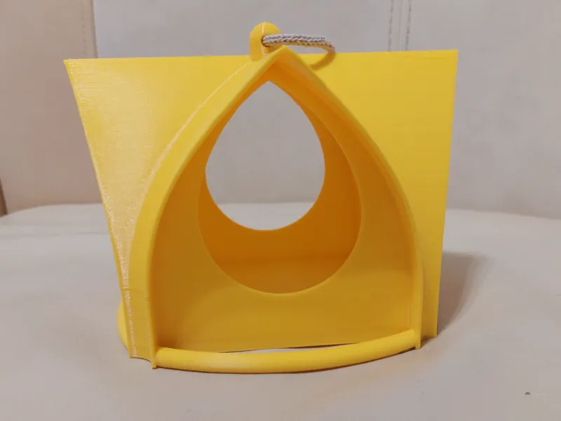 Bird feeder