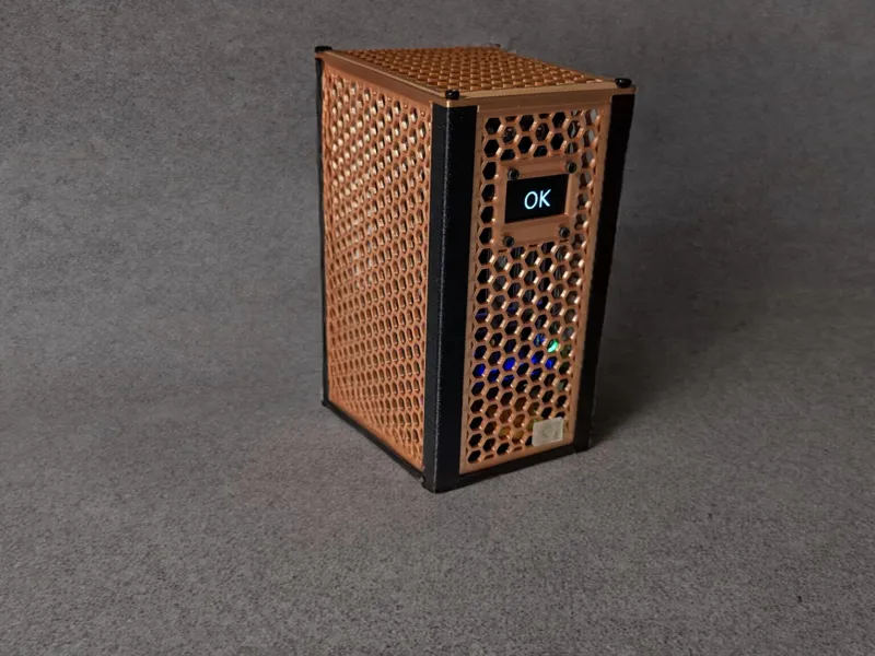 Lightweight case for Raspberry Pi5 with SATA HAT