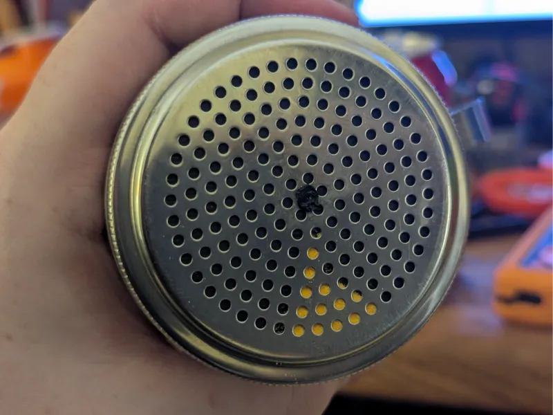 Powder Shaker Can Flow Restrictor