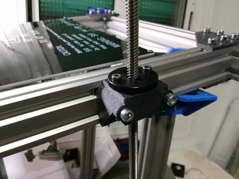 NUT HOLDER ANTI-BACKLASH 