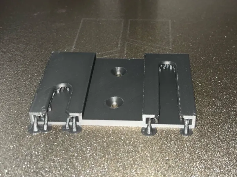 XBOX 360 controller under the desk holder 