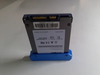 2.5" SSD/HDD Handle for Slide in Drive Systems