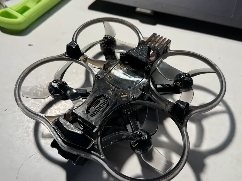 SpeedyBee Bee25 改良脚垫