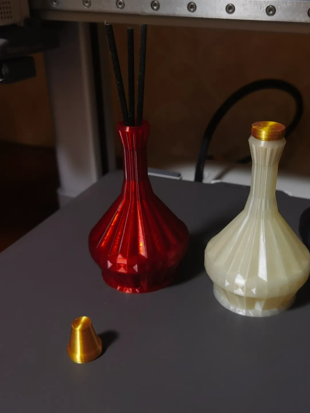 Perfume bottle by 顽意3D design Lab MakerWorld: Download